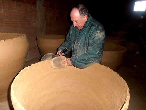 Juan Padilla, el tinajero que enamoró a grandes productores artesanos